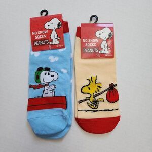 Peanuts no show socks set